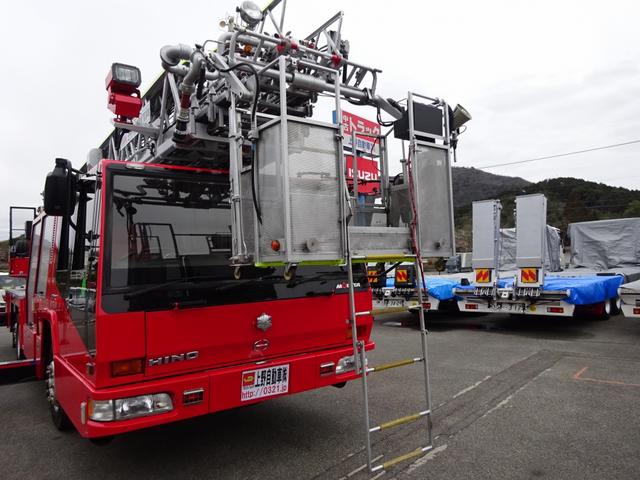 日野 ４０ｍ級はしご付消防自動車　モリタ　スーパージャイロラダー（9枚目）