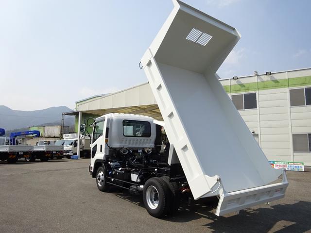 土砂ダンプ 極東開発工業 標準幅 ベッドレス 3.7t積み(2枚目)