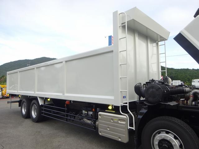 　スクラップ運搬車　ＨＡＲＤＯＸ４５０　スウェーデン鋼　耐摩耗鋼板　３軸１デフ　１２．９ｔ積載　リヤエアサス　９．４ｍボディ(28枚目)