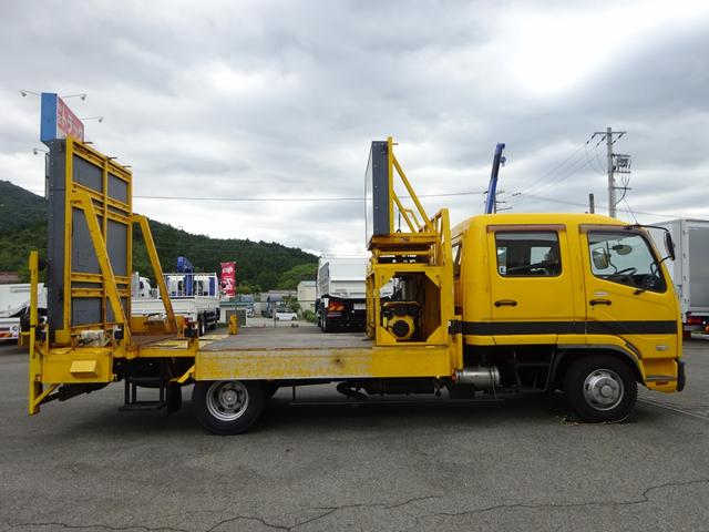 ファイター 　標識車　道路規制車　ＬＥＤ電光表示板　キタムラ産業製　４画面表示　ディーゼル発電機付　Ｗキャブ　７人乗り　標準幅　１．６ｔ積載（26枚目）