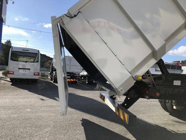 プロフィア 土砂禁深ダンプ 水密仕様 ロングダンプ 12.8t積載 新明和 舟底型 容積25.2KL 3軸1デフ ベッド付 リヤエアサス 7速MT(22枚目)