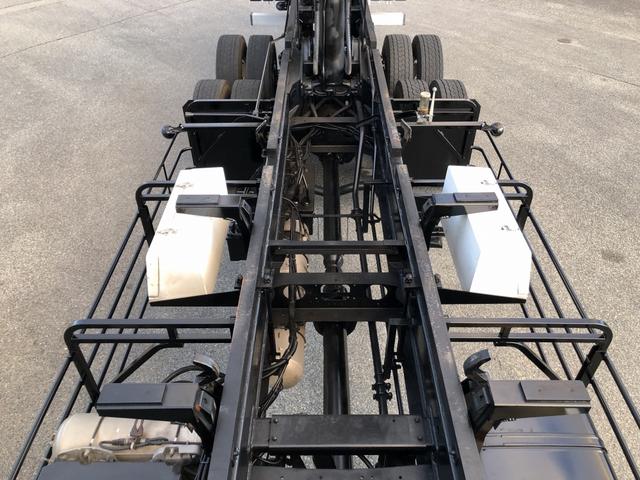 プロフィア 土砂禁深ダンプ 水密仕様 ロングダンプ 12.8t積載 新明和 舟底型 容積25.2KL 3軸1デフ ベッド付 リヤエアサス 7速MT(31枚目)