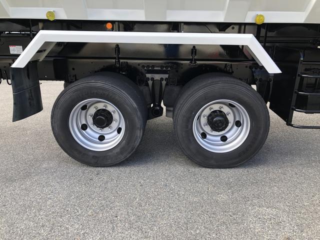 プロフィア 土砂禁深ダンプ 水密仕様 ロングダンプ 12.8t積載 新明和 舟底型 容積25.2KL 3軸1デフ ベッド付 リヤエアサス 7速MT(62枚目)