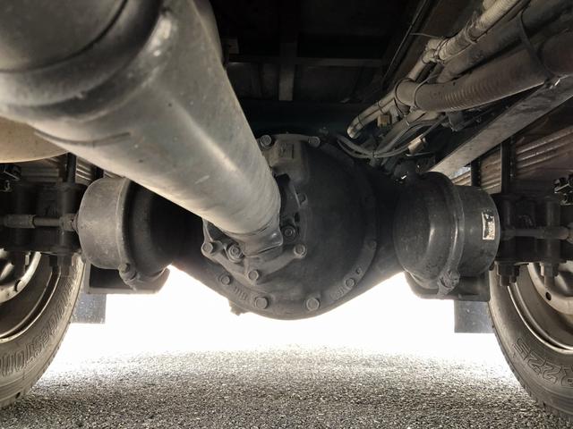 ヒノレンジャー 　増トン　救助工作車　消防車　モリタ製　Ｗキャブ　５人乗り　４ＷＤ　タダノ製３段クレーン付　前後ウインチ付　投光器　貫通式収納　ワイド角足アウトリガ（38枚目）