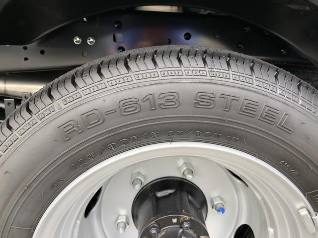 ダイナトラック 　平ボディ　１２５０ｋｇ積載　４ナンバー　ガソリン車　３．１ｍボディ　Ｗタイヤ　標準幅　１０尺　低床ジャストロー　木製あおり３方開（73枚目）