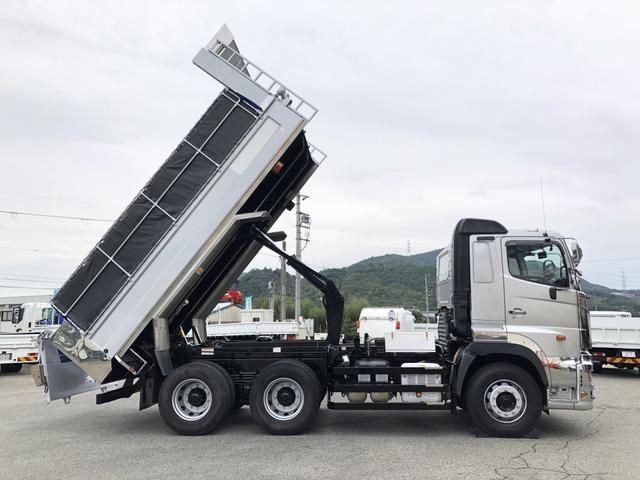 プロフィア 　土砂ダンプ　８．１トン積載　極東開発工業製　電動コボレーン付　３軸２デフ　ベッド付　５．１ｍボディ　角底一方開　７速ＭＴ　４１０馬力（5枚目）