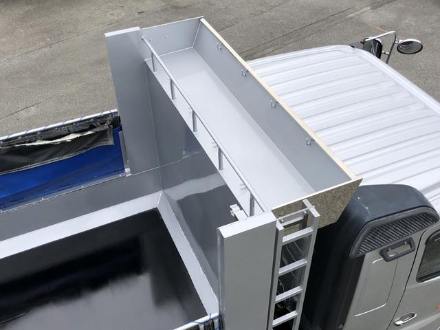 プロフィア 　土砂ダンプ　８．１トン積載　極東開発工業製　電動コボレーン付　３軸２デフ　ベッド付　５．１ｍボディ　角底一方開　７速ＭＴ　４１０馬力（28枚目）