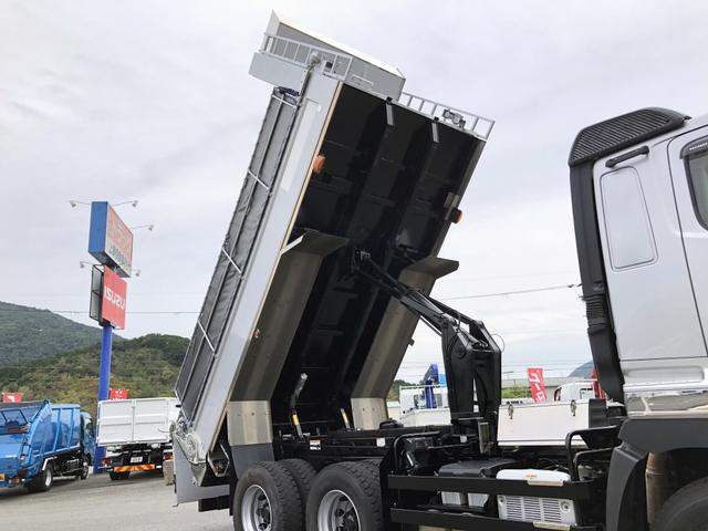 プロフィア 　土砂ダンプ　８．１トン積載　極東開発工業製　電動コボレーン付　３軸２デフ　ベッド付　５．１ｍボディ　角底一方開　７速ＭＴ　４１０馬力（30枚目）