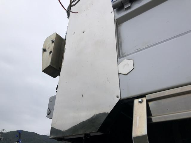 プロフィア 　土砂ダンプ　８．１トン積載　極東開発工業製　電動コボレーン付　３軸２デフ　ベッド付　５．１ｍボディ　角底一方開　７速ＭＴ　４１０馬力（75枚目）