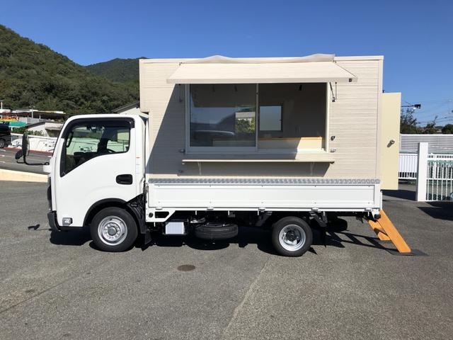 エルフトラック  エルフミオ 平ボディ 移動販売車ベース 1.3トン積載 3.1mボディ AT車 4ナンバー 標準幅 10尺 低床 木製あおり3方開 120馬力(14枚目)