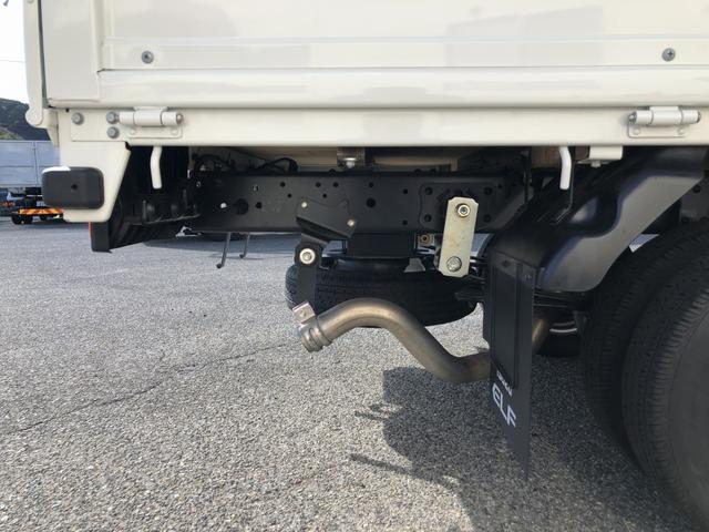 エルフトラック  エルフミオ 平ボディ 移動販売車ベース 1.3トン積載 3.1mボディ AT車 4ナンバー 標準幅 10尺 低床 木製あおり3方開 120馬力(41枚目)