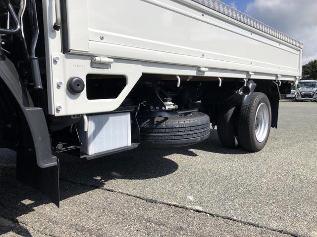 エルフトラック  エルフミオ 平ボディ 移動販売車ベース 1.3トン積載 3.1mボディ AT車 4ナンバー 標準幅 10尺 低床 木製あおり3方開 120馬力(42枚目)