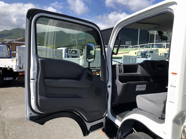 エルフトラック  エルフミオ 平ボディ 移動販売車ベース 1.3トン積載 3.1mボディ AT車 4ナンバー 標準幅 10尺 低床 木製あおり3方開 120馬力(61枚目)