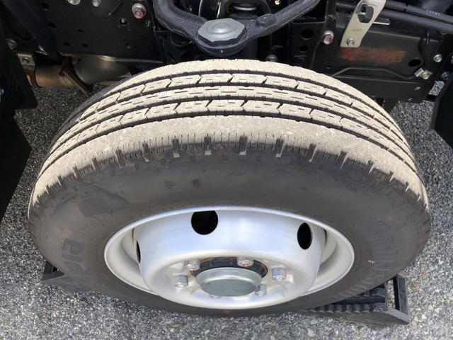 エルフトラック  エルフミオ 平ボディ 移動販売車ベース 1.3トン積載 3.1mボディ AT車 4ナンバー 標準幅 10尺 低床 木製あおり3方開 120馬力(68枚目)