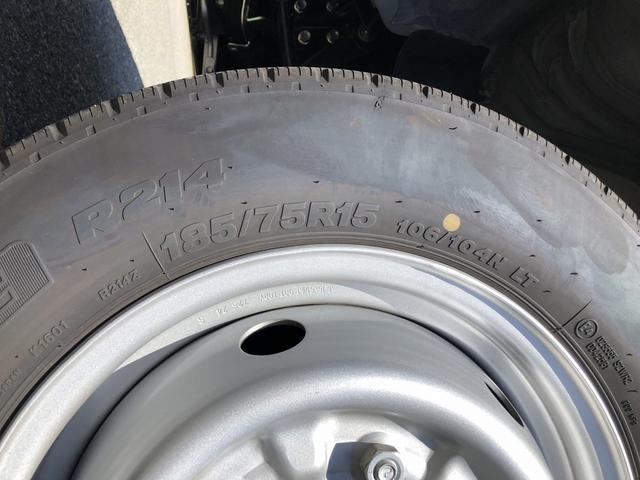 エルフトラック  エルフミオ 平ボディ 移動販売車ベース 1.3トン積載 3.1mボディ AT車 4ナンバー 標準幅 10尺 低床 木製あおり3方開 120馬力(72枚目)