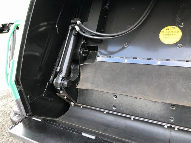 エルフトラック プレス式パッカー車 8.4m3 新明和工業製 2550kg積載 セミATスムーサーEx 連続積込 汚水タンク付 ワイド幅 ロング(17枚目)