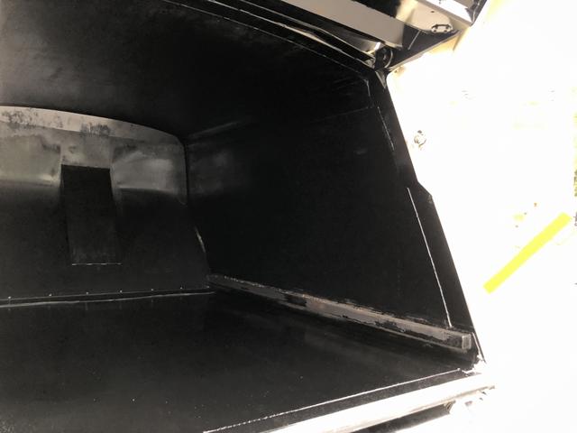 エルフトラック プレス式パッカー車 8.4m3 新明和工業製 2550kg積載 セミATスムーサーEx 連続積込 汚水タンク付 ワイド幅 ロング(23枚目)