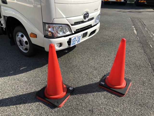 ダイナトラック 平ボディ 1.6トン積載 AT 4ナンバー 標準幅 10尺 全低床 床縞鋼板張り 木製あおり3方開 144馬力 軽油 準中型5t免許対応(12枚目)