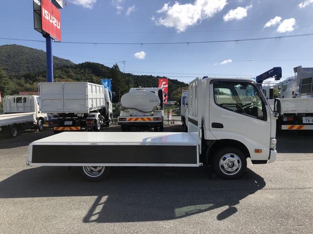 ダイナトラック 平ボディ 1.6トン積載 AT 4ナンバー 標準幅 10尺 全低床 床縞鋼板張り 木製あおり3方開 144馬力 軽油 準中型5t免許対応(22枚目)