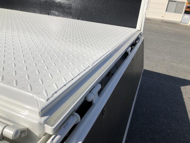 ダイナトラック 平ボディ 1.6トン積載 AT 4ナンバー 標準幅 10尺 全低床 床縞鋼板張り 木製あおり3方開 144馬力 軽油 準中型5t免許対応(29枚目)