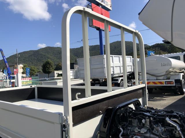 ダイナトラック 平ボディ 1.6トン積載 AT 4ナンバー 標準幅 10尺 全低床 床縞鋼板張り 木製あおり3方開 144馬力 軽油 準中型5t免許対応(31枚目)