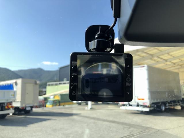 ダイナトラック 平ボディ 1.6トン積載 AT 4ナンバー 標準幅 10尺 全低床 床縞鋼板張り 木製あおり3方開 144馬力 軽油 準中型5t免許対応(62枚目)