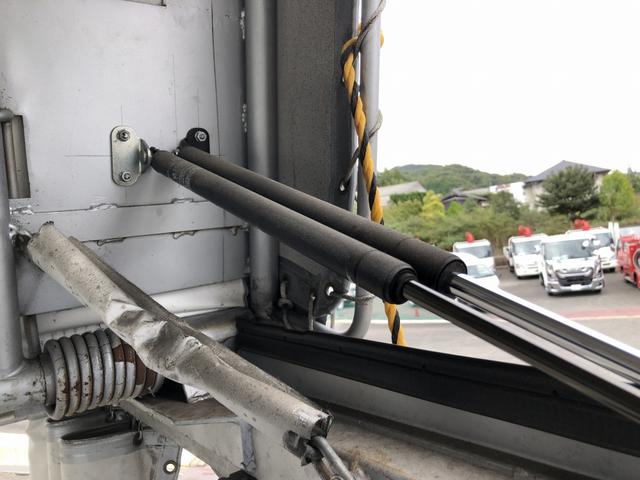 デュトロ 幌ウイング ワンタッチ幌 3トン積載 萩原ボデー製 標準幅 10尺 全低床 木製あおり3方開 床板張り アドブルー不要 136馬力(24枚目)