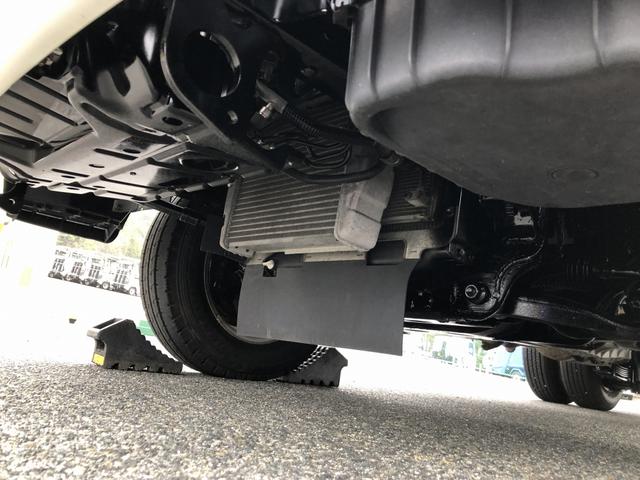 デュトロ 幌ウイング ワンタッチ幌 3トン積載 萩原ボデー製 標準幅 10尺 全低床 木製あおり3方開 床板張り アドブルー不要 136馬力(48枚目)