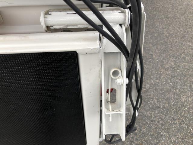 デュトロ 幌ウイング ワンタッチ幌 3トン積載 萩原ボデー製 標準幅 10尺 全低床 木製あおり3方開 床板張り アドブルー不要 136馬力(64枚目)