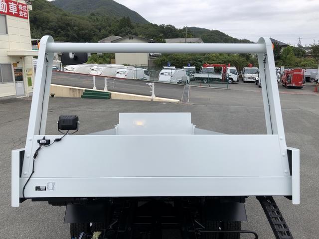 キャンター 一般型積載車 3850kg積載 ユニックキャリア 一般型 セーフティローダー ウインチ付 ワイド ボディ長5.1m 床縞鋼板張り 手動式リヤゲート(25枚目)