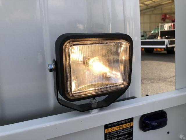 キャンター 一般型積載車 3850kg積載 ユニックキャリア 一般型 セーフティローダー ウインチ付 ワイド ボディ長5.1m 床縞鋼板張り 手動式リヤゲート(37枚目)