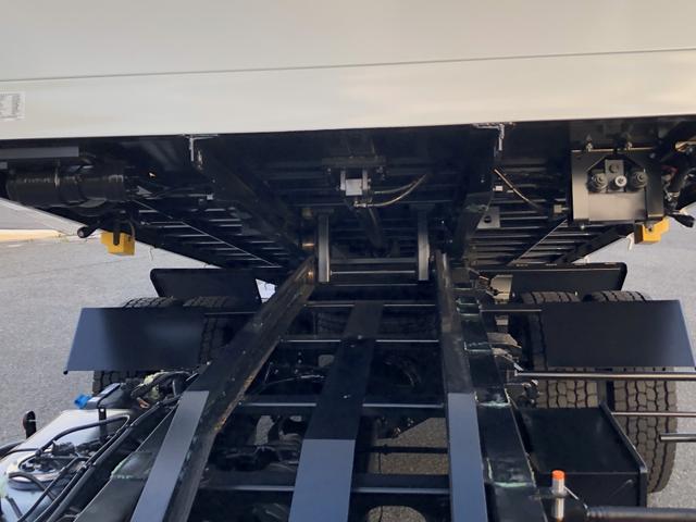 キャンター 一般型積載車 3850kg積載 ユニックキャリア 一般型 セーフティローダー ウインチ付 ワイド ボディ長5.1m 床縞鋼板張り 手動式リヤゲート(43枚目)