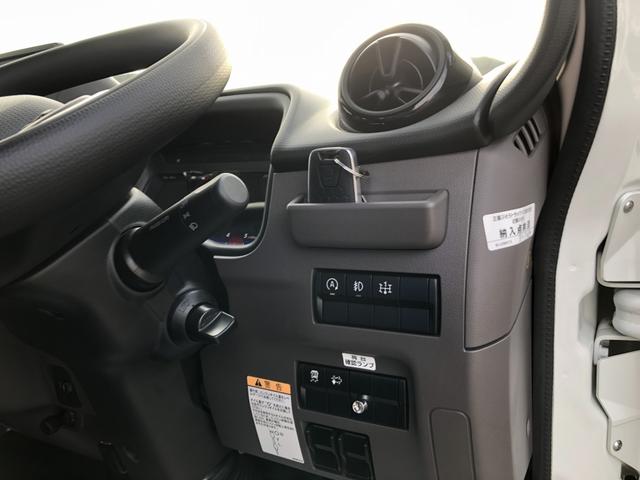 キャンター 一般型積載車 3850kg積載 ユニックキャリア 一般型 セーフティローダー ウインチ付 ワイド ボディ長5.1m 床縞鋼板張り 手動式リヤゲート(63枚目)