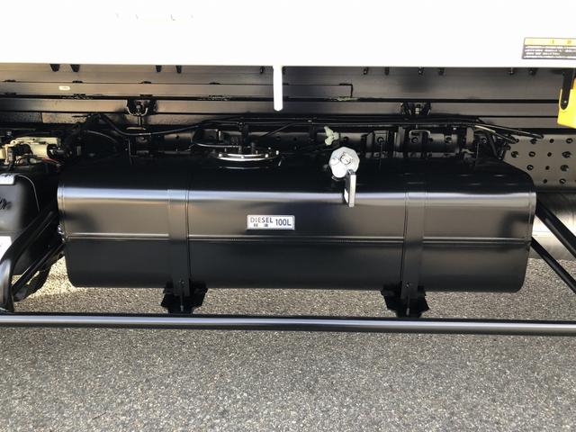 キャンター 一般型積載車 3850kg積載 ユニックキャリア 一般型 セーフティローダー ウインチ付 ワイド ボディ長5.1m 床縞鋼板張り 手動式リヤゲート(76枚目)