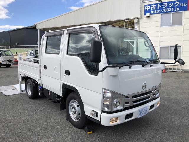 アトラストラック Wキャブ 平ボディ 新明和垂直パワーゲート付 6人乗り 1550kg積載 標準幅 10尺 低床 4ナンバー 5速MT 脱着式幌付(2枚目)