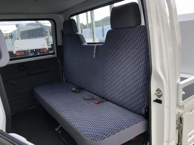 アトラストラック Wキャブ 平ボディ 新明和垂直パワーゲート付 6人乗り 1550kg積載 標準幅 10尺 低床 4ナンバー 5速MT 脱着式幌付(59枚目)