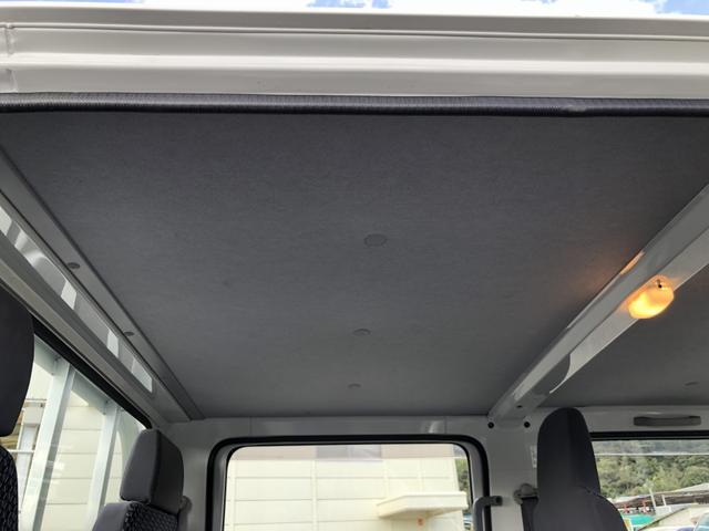 アトラストラック Wキャブ 平ボディ 新明和垂直パワーゲート付 6人乗り 1550kg積載 標準幅 10尺 低床 4ナンバー 5速MT 脱着式幌付(62枚目)