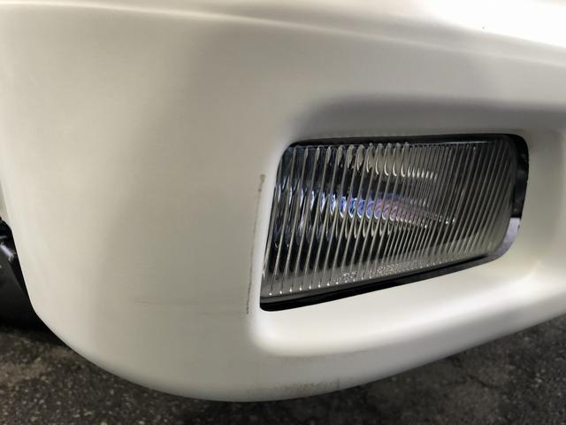 アトラストラック Wキャブ 平ボディ 新明和垂直パワーゲート付 6人乗り 1550kg積載 標準幅 10尺 低床 4ナンバー 5速MT 脱着式幌付(72枚目)