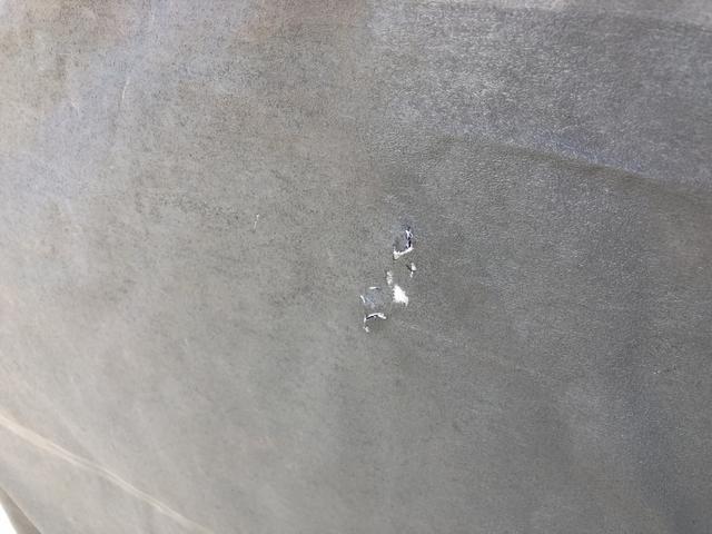 アトラストラック Wキャブ 平ボディ 新明和垂直パワーゲート付 6人乗り 1550kg積載 標準幅 10尺 低床 4ナンバー 5速MT 脱着式幌付(75枚目)