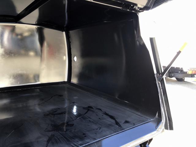 デュトロ 回転ダンプ式パッカー車 4.7m3 極東開発工業製 2トン積載 連続積込 汚水タンク付 標準幅 10尺規格 6速MT アドブルー不要 150馬力(21枚目)