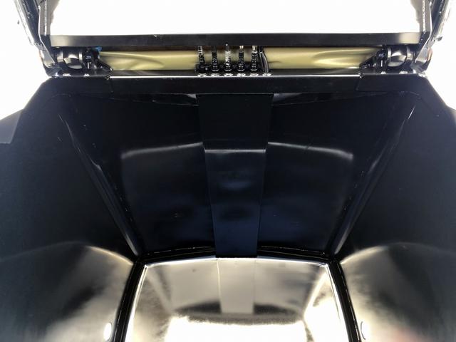 デュトロ 回転ダンプ式パッカー車 4.7m3 極東開発工業製 2トン積載 連続積込 汚水タンク付 標準幅 10尺規格 6速MT アドブルー不要 150馬力(22枚目)