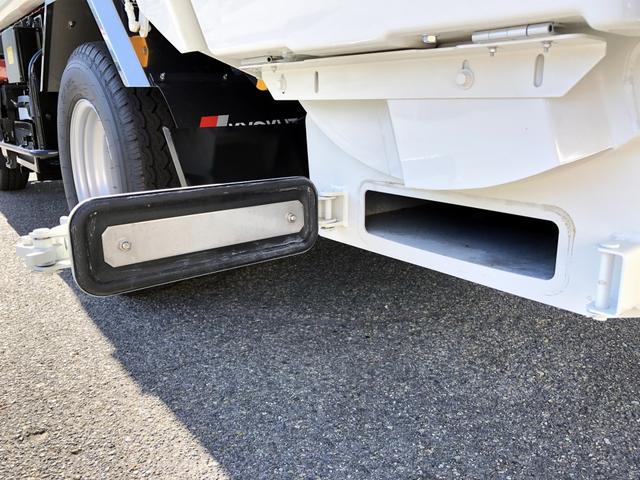 デュトロ 回転ダンプ式パッカー車 4.7m3 極東開発工業製 2トン積載 連続積込 汚水タンク付 標準幅 10尺規格 6速MT アドブルー不要 150馬力(26枚目)