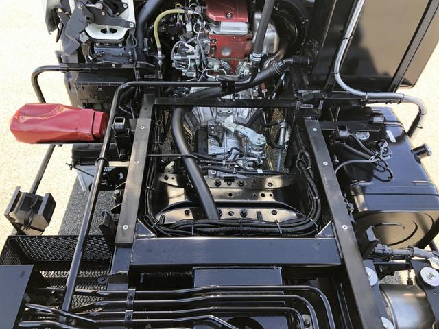 デュトロ 回転ダンプ式パッカー車 4.7m3 極東開発工業製 2トン積載 連続積込 汚水タンク付 標準幅 10尺規格 6速MT アドブルー不要 150馬力(36枚目)