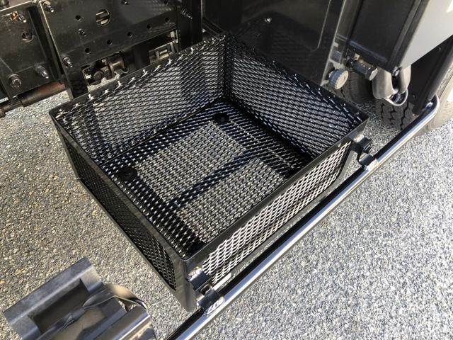 デュトロ 回転ダンプ式パッカー車 4.7m3 極東開発工業製 2トン積載 連続積込 汚水タンク付 標準幅 10尺規格 6速MT アドブルー不要 150馬力(44枚目)