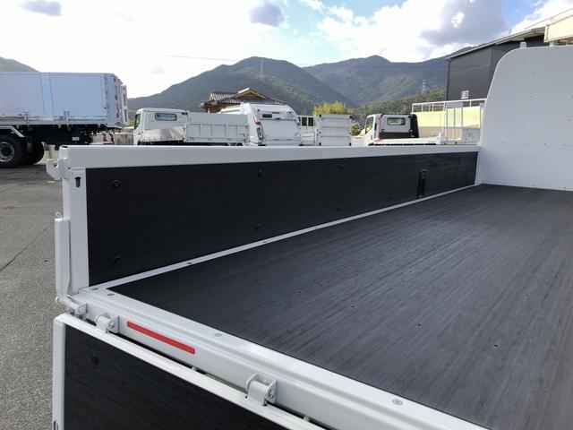 タイタントラック 平ボディ 3t積載 エルフOEM 標準幅 ロング 高床 木製あおり3方開 ボディ長4.3 床板張り あおり開閉補助装置 6速MT(15枚目)