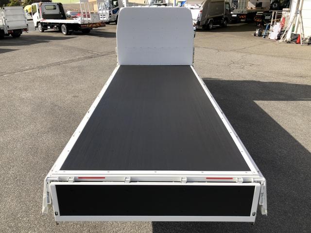 タイタントラック 平ボディ 3t積載 エルフOEM 標準幅 ロング 高床 木製あおり3方開 ボディ長4.3 床板張り あおり開閉補助装置 6速MT(17枚目)