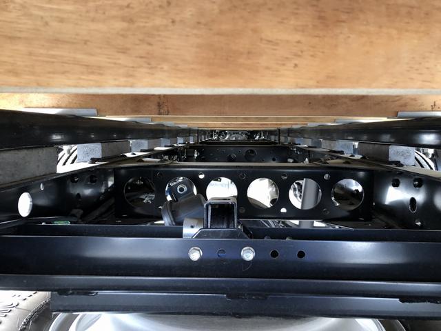 タイタントラック 平ボディ 3t積載 エルフOEM 標準幅 ロング 高床 木製あおり3方開 ボディ長4.3 床板張り あおり開閉補助装置 6速MT(38枚目)