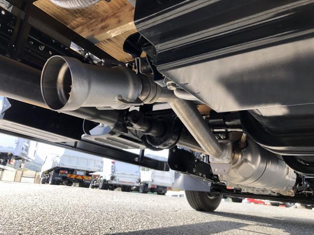 タイタントラック 平ボディ 3t積載 エルフOEM 標準幅 ロング 高床 木製あおり3方開 ボディ長4.3 床板張り あおり開閉補助装置 6速MT(45枚目)