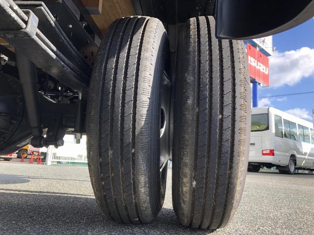 タイタントラック 平ボディ 3t積載 エルフOEM 標準幅 ロング 高床 木製あおり3方開 ボディ長4.3 床板張り あおり開閉補助装置 6速MT(69枚目)