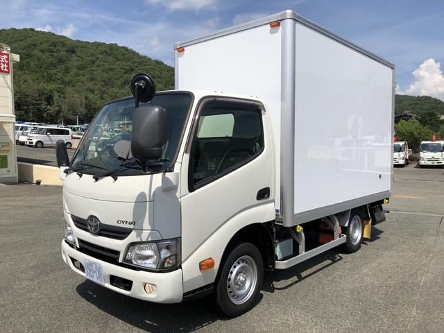 ダイナトラック パネルバン 保冷仕様 フルタイム4WD 950kg積載 須河車体 標準幅 10尺 全低床 リヤ4枚観音式扉 床板張り ラッシング2段(3枚目)